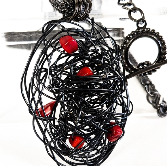 Necklace with Oval Pendant Coral Gemstone Handmade - Picture 9 of 9